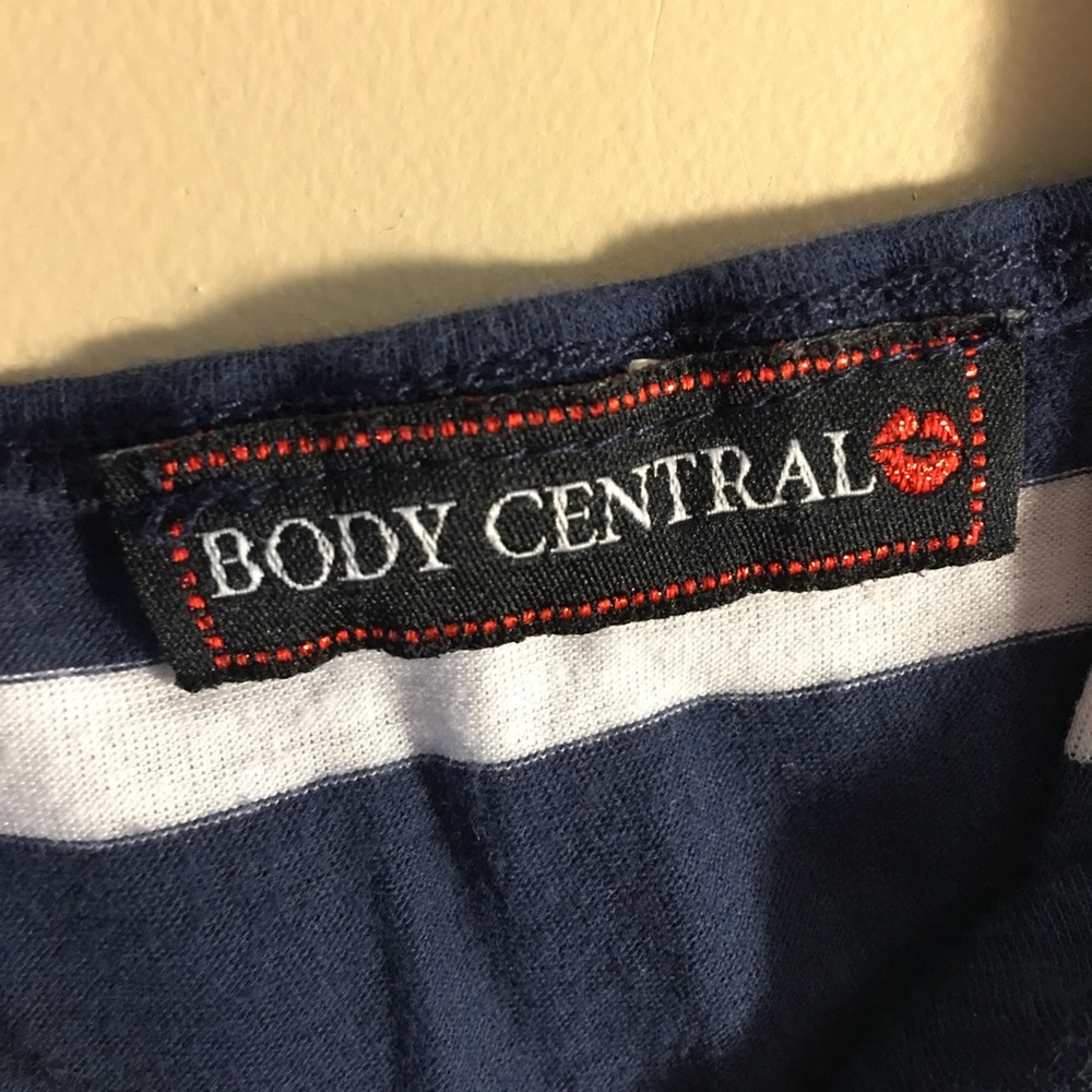 Tank - Picture 3 of 4